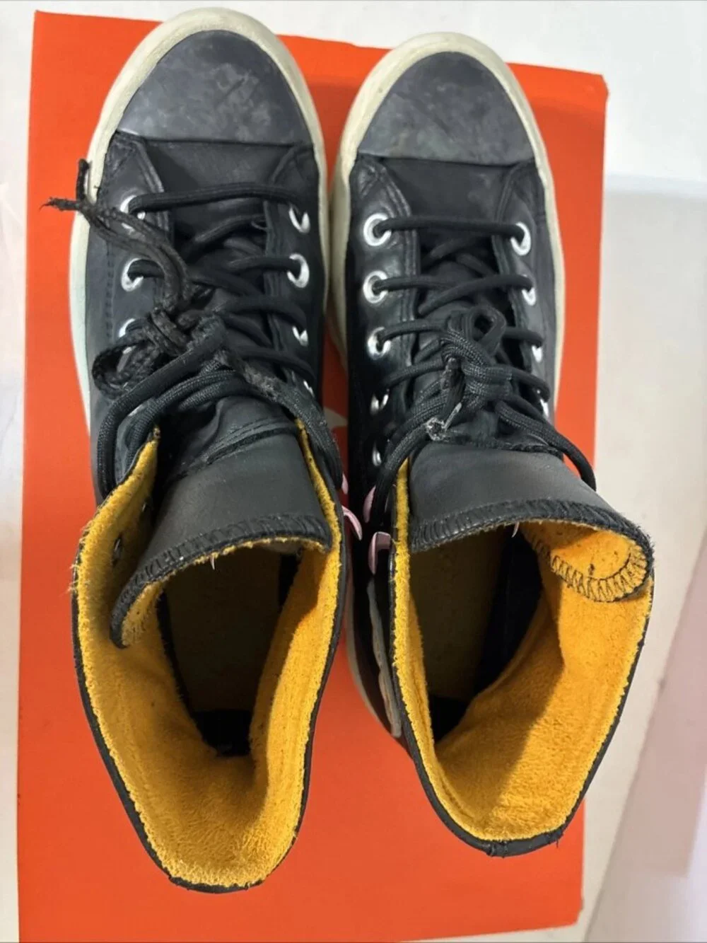 Converse Chuck Taylor Lugged Winter Hi Black Gore-Tex GTX Shoes Women's Sz 7.5